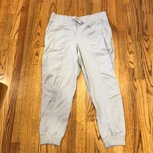 Lululemon dance studio jogger excellent condition